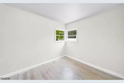 45 Leonard Ter, Wayne, NJ 07470 - Photo 15