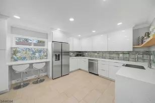 45 Leonard Terrace, Wayne, NJ 07470 - Photo 5