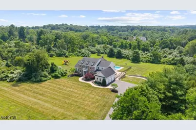 61 Perryville Rd, Union Township, NJ 08867 - Photo 3