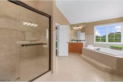 61 Perryville Rd, Union Township, NJ 08867 - Photo 25