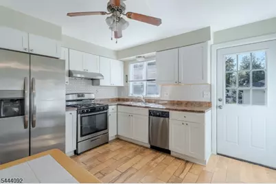 668 Lincoln Ave, Orange, NJ 07050 - Photo 11