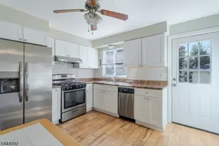 668 Lincoln Ave, Orange, NJ 07050 - Photo 11