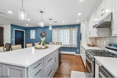 1 Archbridge Ln, Springfield, NJ 07081 - Photo 5