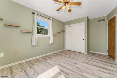 413 Barrymore St, Phillipsburg, NJ 08865 - Photo 17