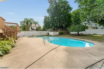 413 Barrymore St, Phillipsburg, NJ 08865 - Photo 3