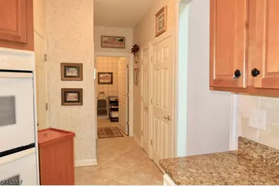 7 Dickerson Ct, Chester, NJ 07930 - Photo 11