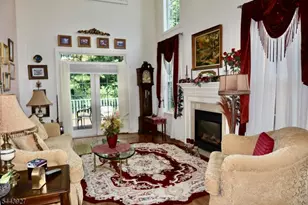 7 Dickerson Ct, Chester, NJ 07930 - Photo 9