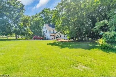 585 Meadow Rd, Bridgewater, NJ 08807 - Photo 17