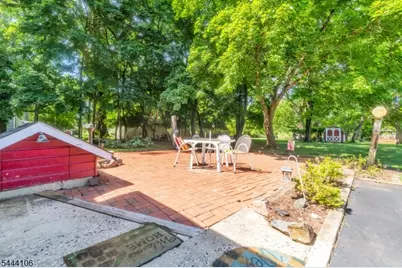 585 Meadow Rd, Bridgewater, NJ 08807 - Photo 13