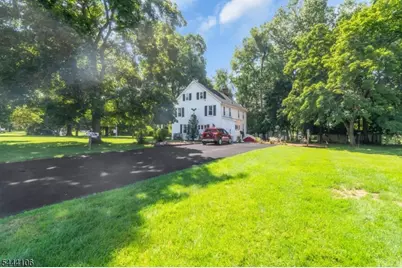 585 Meadow Rd, Bridgewater, NJ 08807 - Photo 15