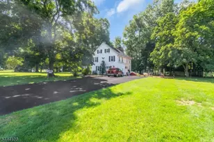 585 Meadow Rd, Bridgewater, NJ 08807 - Photo 15