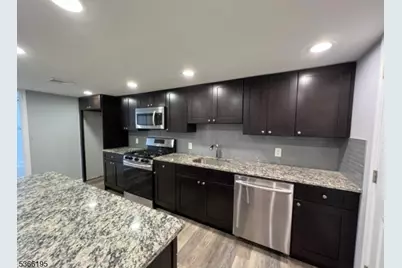 2089 Galloping Hill Rd #1, Union Township, NJ 07083 - Photo 15