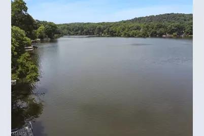 1009 Lakeside Drive East, Vernon, NJ 07422 - Photo 35