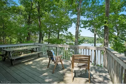 1009 Lakeside Drive East, Vernon, NJ 07422 - Photo 25