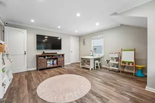 10 Fairway Ave, West Orange Township, NJ 07052 - Photo 21