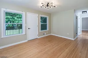 4 Park Ln, Franklin Township, NJ 08540 - Photo 7