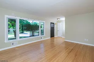 4 Park Ln, Franklin Township, NJ 08540 - Photo 3