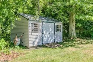 4 Park Ln, Franklin Township, NJ 08540 - Photo 27