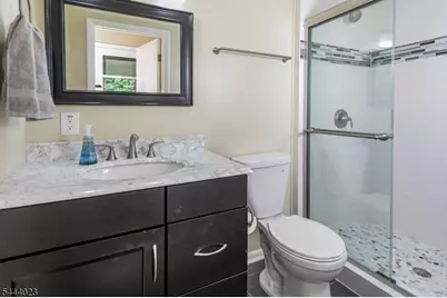 4 Park Ln, Franklin Township, NJ 08540 - Photo 21