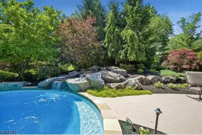 14 Menlo Dr, Readington, NJ 08889 - Photo 45