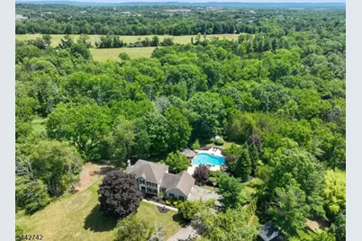 14 Menlo Dr, Readington, NJ 08889 - Photo 29