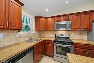 211 Franklin Rd, Denville, NJ 07834 - Photo 9