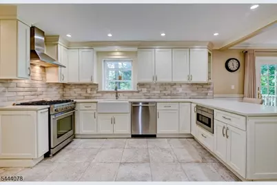 410 Stony Brook Dr, Bridgewater, NJ 08807 - Photo 13