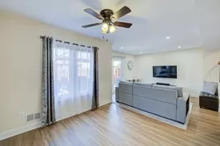 10 Plum Ct, Raritan Township, NJ 08822 - Photo 11