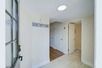 10 Plum Court, Raritan Township, NJ 08822 - Photo 3