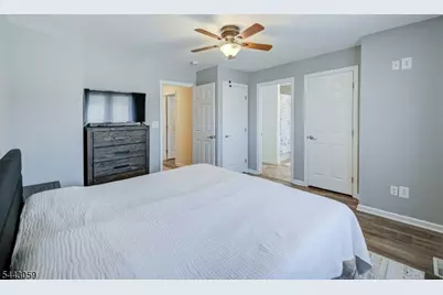 10 Plum Court, Raritan Township, NJ 08822 - Photo 15