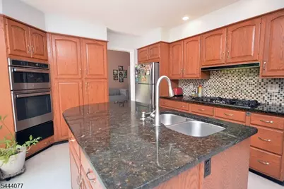 4 Heather Hill Way, Bridgewater, NJ 08807 - Photo 9