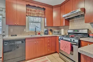 43 Hillcrest Ave, Cranford Township, NJ 07016 - Photo 9