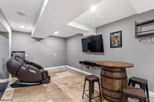 164 E Mountain Rd, Hillsborough Township, NJ 08844 - Photo 19