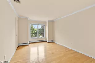 611 Grove St, Clifton, NJ 07013 - Photo 9