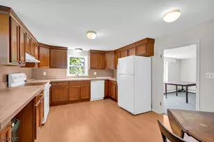 425 Powerville Rd, Boonton Township, NJ 07005 - Photo 5