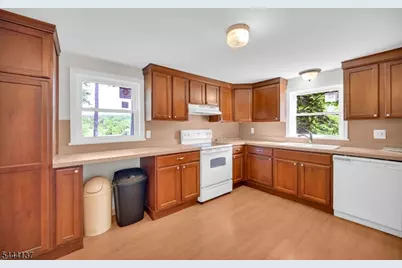 425 Powerville Rd, Boonton Township, NJ 07005 - Photo 7