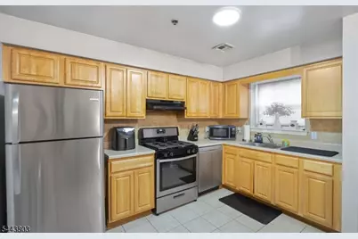 49-51 Crawford St, Newark, NJ 07102 - Photo 9