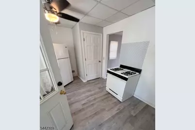 40-42 Moffett St, Woodbridge Township, NJ 08863 - Photo 13