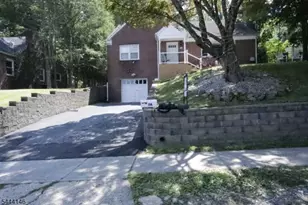 114 Sussex Ave, Morristown, NJ 07960 - Photo 1