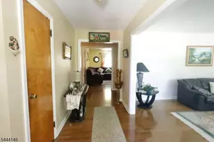 114 Sussex Ave, Morristown, NJ 07960 - Photo 5