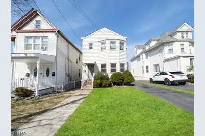 49 Livingston Ave #1, Lyndhurst Township, NJ 07071 - Photo 1