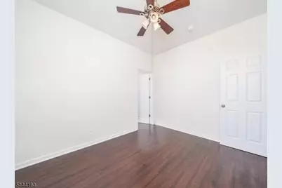 49 Livingston Ave #1, Lyndhurst Township, NJ 07071 - Photo 15
