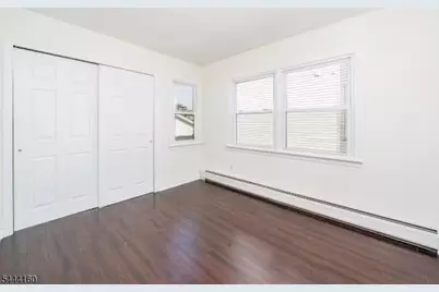 49 Livingston Ave #1, Lyndhurst Township, NJ 07071 - Photo 11
