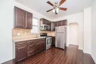 49 Livingston Ave, Lyndhurst Township, NJ 07071 - Photo 7
