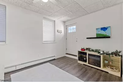 632 Chase Ave #1, Lyndhurst Township, NJ 07071 - Photo 3