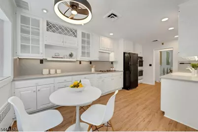 117 Yantacaw Brook Rd, Montclair, NJ 07043 - Photo 9