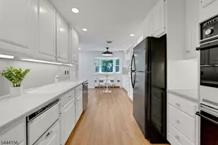 117 Yantacaw Brook Rd, Montclair, NJ 07043 - Photo 11