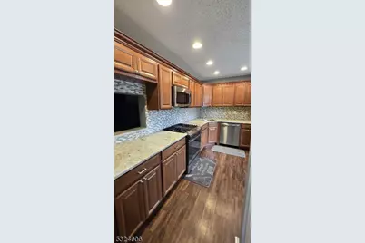 16 Lyon Ln, Franklin Township, NJ 08823 - Photo 3