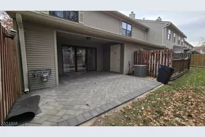 16 Lyon Ln, Franklin Township, NJ 08823 - Photo 11