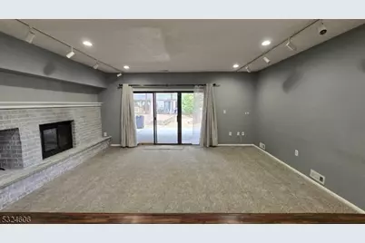 16 Lyon Ln, Franklin Township, NJ 08823 - Photo 7